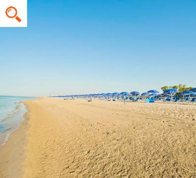 Halley Belmare Apartments Bibione Bagian luar foto